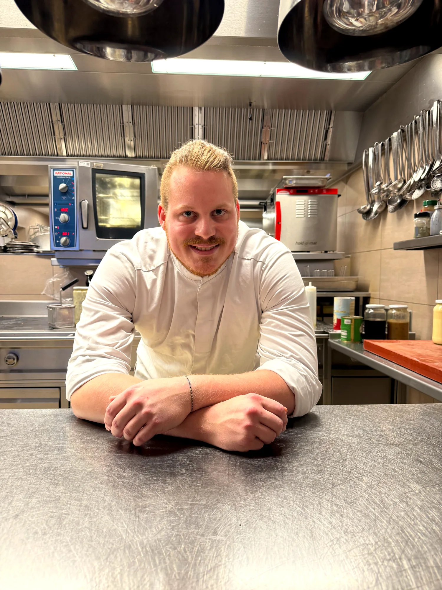 Robin Meder, Küchenchef der Ratsstuben, in seiner Küche